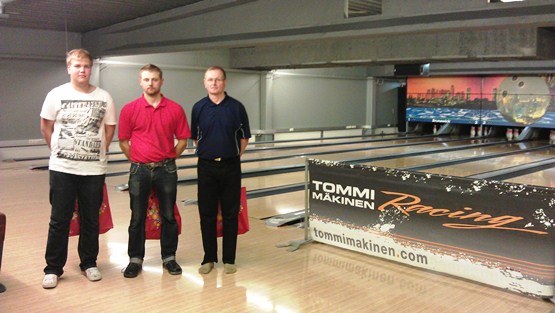 Kolme parasta, Hutunki 16.10.2011